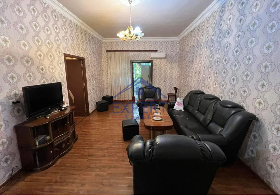ԿԵՆՏՐՈՆ, ԽՈՐԵՆԱՑԻ ՓՈՂՈՑ, 3 ՍԵՆՅԱԿ