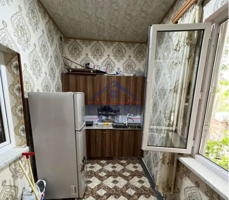 ԿԵՆՏՐՈՆ, ԽՈՐԵՆԱՑԻ ՓՈՂՈՑ, 3 ՍԵՆՅԱԿ