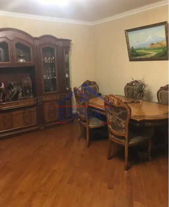 ՇԵՆԳԱՎԻԹ, ԵՂԲԱՅՈՒԹՅԱՆ Փ., 3 ՍԵՆՅԱԿ