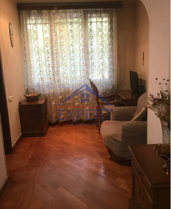 ՇԵՆԳԱՎԻԹ, ԵՂԲԱՅՈՒԹՅԱՆ Փ., 3 ՍԵՆՅԱԿ