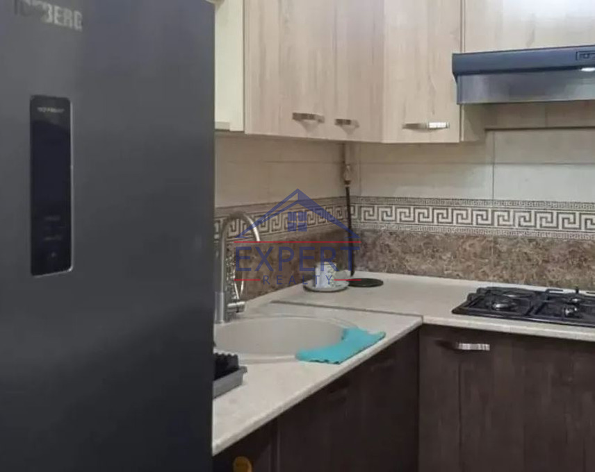 ԱՋԱՓՆՅԱԿ, ԼԵՆԻՆԳՐԱԴՅԱՆ Փ., 3 ՍԵՆՅԱԿ