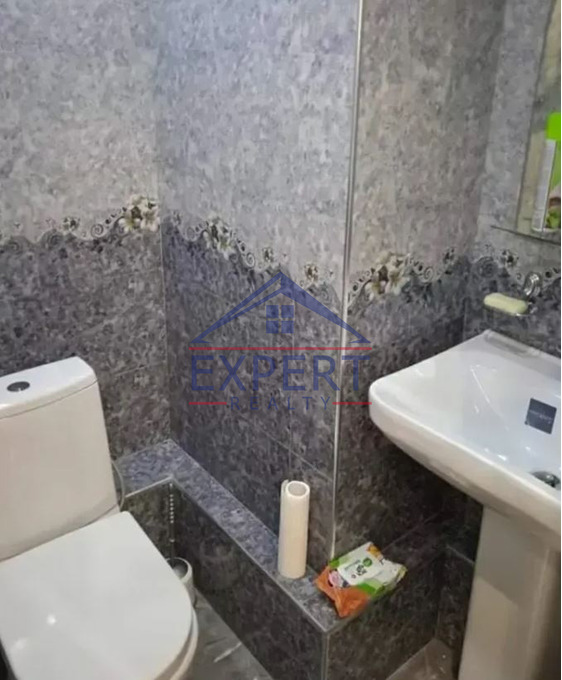 ԱՋԱՓՆՅԱԿ, ԼԵՆԻՆԳՐԱԴՅԱՆ Փ., 3 ՍԵՆՅԱԿ