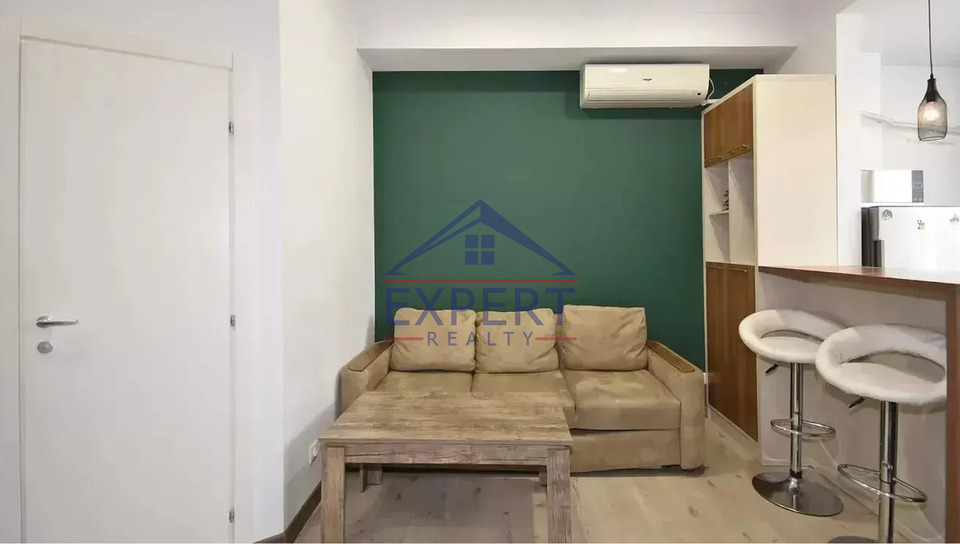 ԿԵՆՏՐՈՆ, ՊՈՒՇԿԻՆ ՓՈՂՈՑ, 2 ՍԵՆՅԱԿ