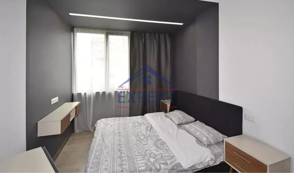 ԿԵՆՏՐՈՆ, ՊՈՒՇԿԻՆ ՓՈՂՈՑ, 2 ՍԵՆՅԱԿ