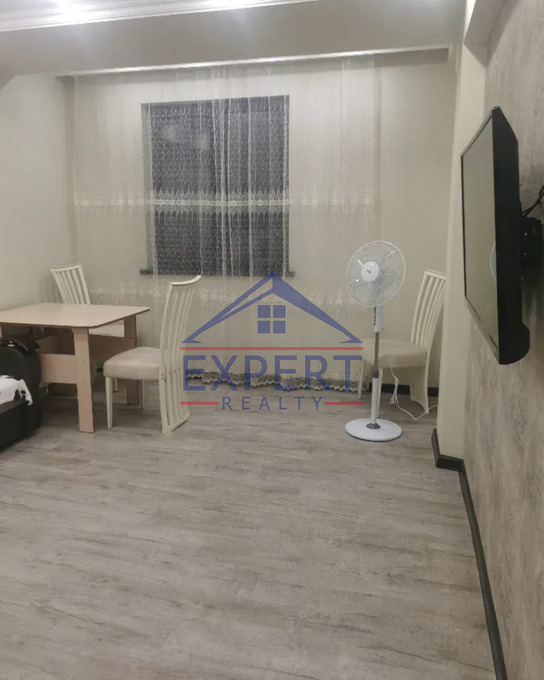 ԿԵՆՏՐՈՆ, ՏԻԳՐԱՆ ՄԵԾ ՊՈՂՈՏԱ, 2 ՍԵՆՅԱԿ
