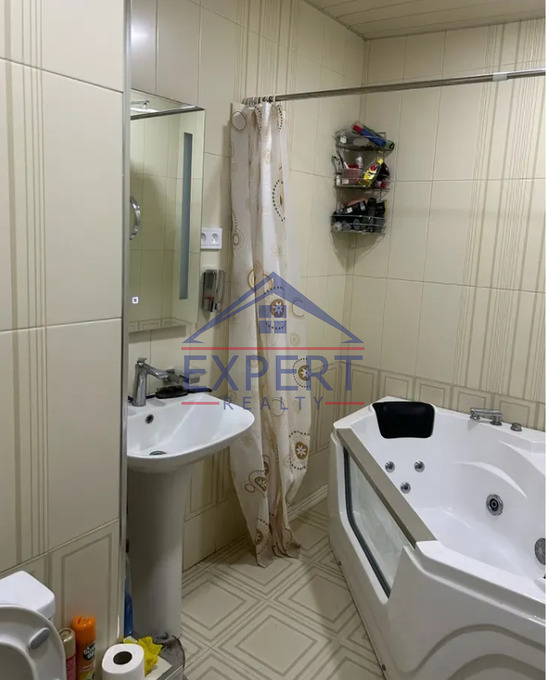 ԷՐԵԲՈՒՆԻ, ԱՐՑԱԽԻ ՊՈՂՈՏԱ, 3 ՍԵՆՅԱԿ