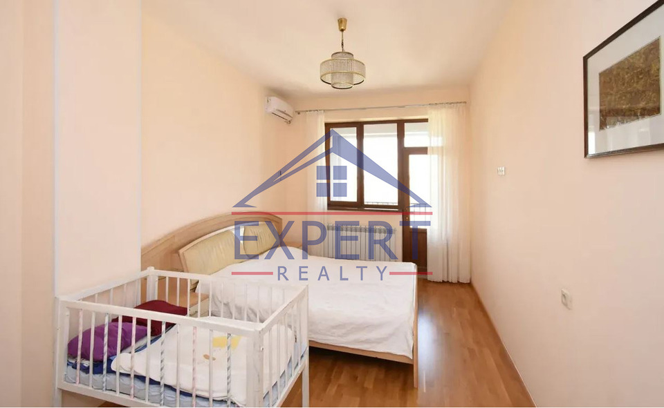 ՔԱՆԱՔԵՌ ԶԵՅԹՈՒՆ, ՍԵՎԱԿԻ ՓՈՂՈՑ, 3 ՍԵՆՅԱԿ