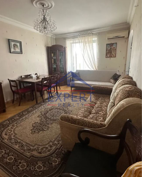 ԱՐԱԲԿԻՐ, ԿՈՄԻՏԱՍԻ ՊՈՂՈՏԱ, 3 ՍԵՆՅԱԿ