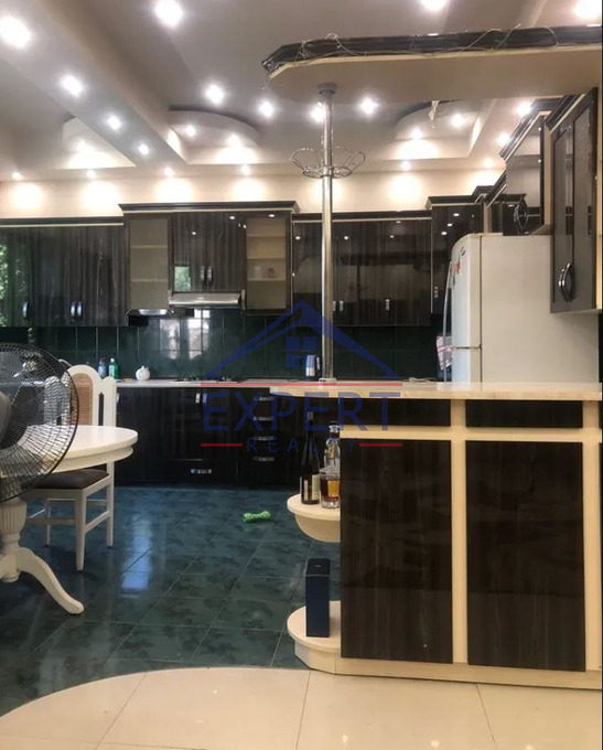 ՄԱԼԱԹԻԱ ՍԵԲԱՏԻԱ, ԻՍՐԱՅԵԼ ՕՐՈՒ ՓՈՂՈՑ, 3 ՍԵՆՅԱԿ
