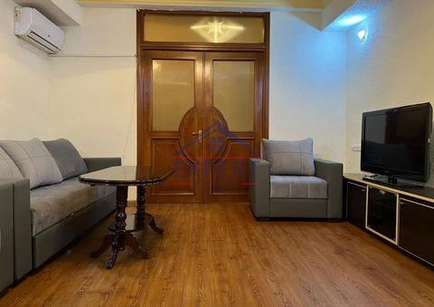 ԿԵՆՏՐՈՆ, ԲԱՂՐԱՄՅԱՆԻ ՊՈՂՈՏԱ, 3 ՍԵՆՅԱԿ