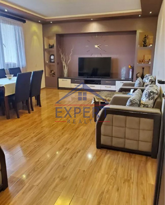 ԿԵՆՏՐՈՆ, ԽՈՐԵՆԱՑՈՒ ՓՈՂՈՑ, 3 ՍԵՆՅԱԿ