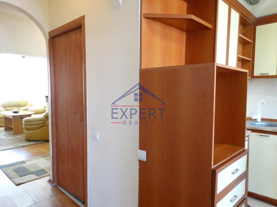 ԷՐԵԲՈՒՆԻ, ՆՈՐ ԱՐԵՇ, 3 ՍԵՆՅԱԿ