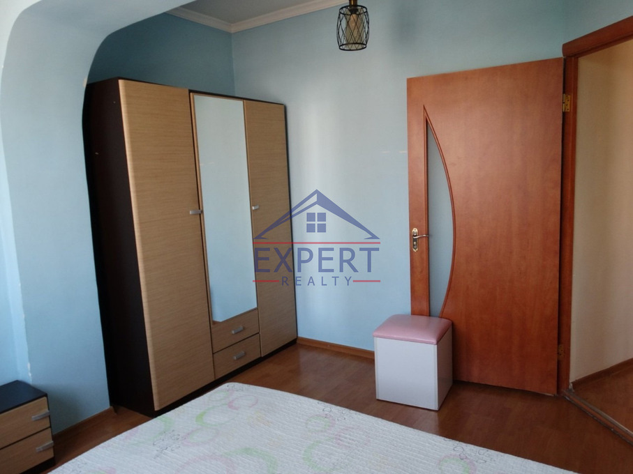 ԷՐԵԲՈՒՆԻ, ՆՈՐ ԱՐԵՇ, 3 ՍԵՆՅԱԿ