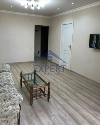 ԱՐԱԲԿԻՐ, ՎԻԿՏՈՐ ՀԱՄԲԱՐՁՈՒՄՅԱՆ ՓՈՂՈՑ, 2 ՍԵՆՅԱԿ