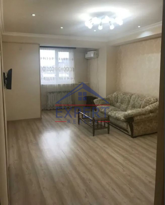 ԱՐԱԲԿԻՐ, ՎԻԿՏՈՐ ՀԱՄԲԱՐՁՈՒՄՅԱՆ ՓՈՂՈՑ, 2 ՍԵՆՅԱԿ