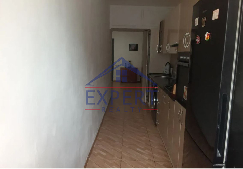 ԷՐԷԲՈՒՆԻ, ԱԹՈՅԱՆ ՓՈՂՈՑ, 3 ՍԵՆՅԱԿ