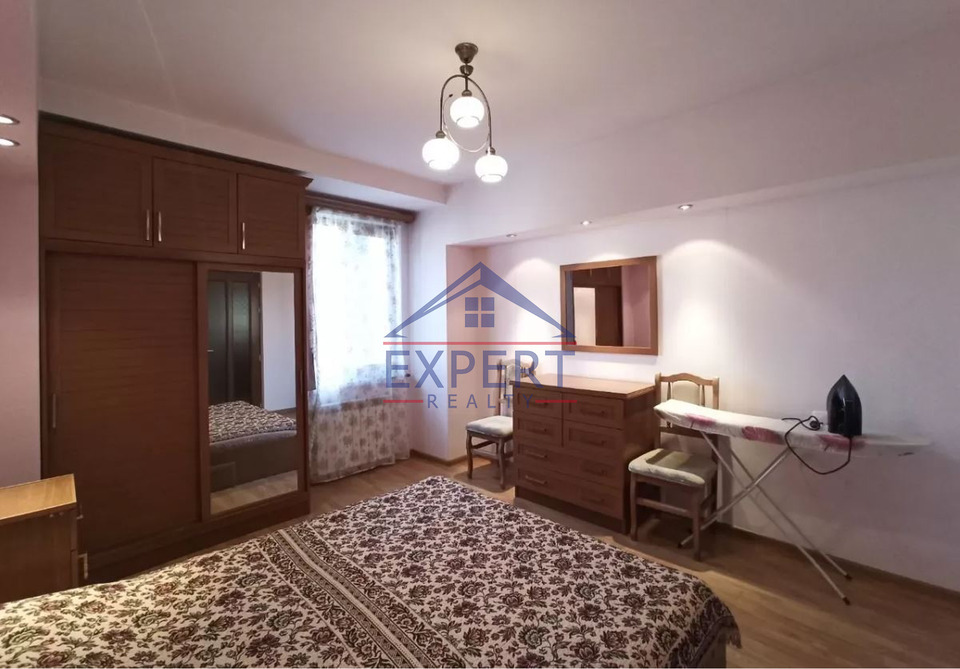 ԿԵՆՏՐՈՆ, ԹՈՒՄԱՆՅԱՆ ՓՈՂՈՑ, 2 ՍԵՆՅԱԿ