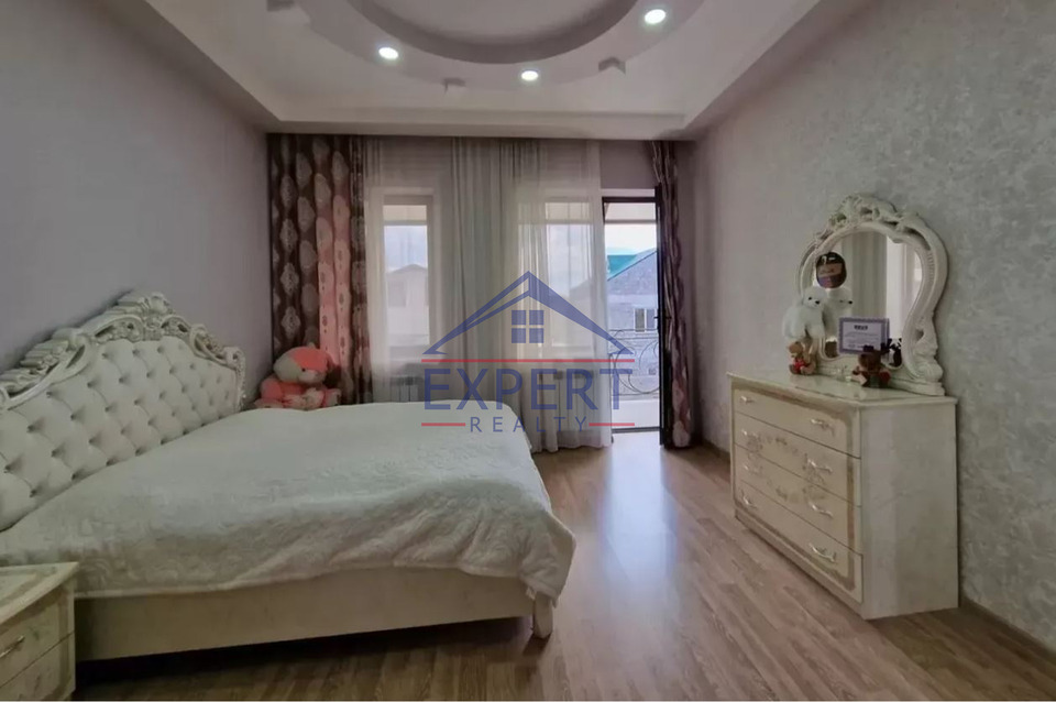 Ավան Պետրոս Դուրյան փողոց 4 սեն