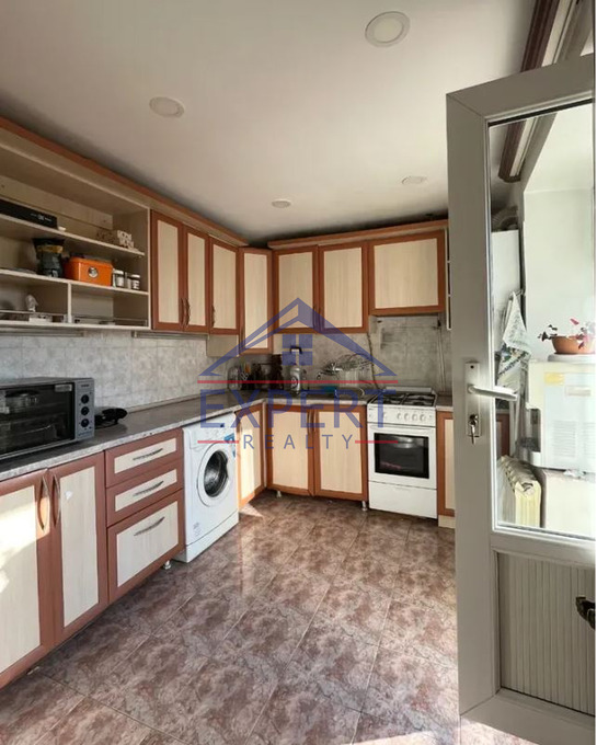 ԱՋԱՓՆՅԱԿ, ՀԱԼԱԲՅԱՆ ՓՈՂՈՑ, 4 ՍԵՆՅԱԿ