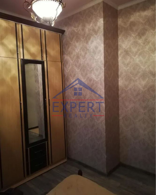 ԱՋԱՓՆՅԱԿ, ԼԵՆԻՆԳՐԱԴՅԱՆ ՓՈՂՈՑ, 3 ՍԵՆՅԱԿ