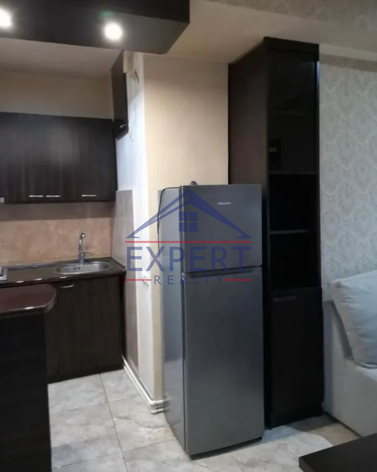 ԱՋԱՓՆՅԱԿ, ԼԵՆԻՆԳՐԱԴՅԱՆ ՓՈՂՈՑ, 3 ՍԵՆՅԱԿ