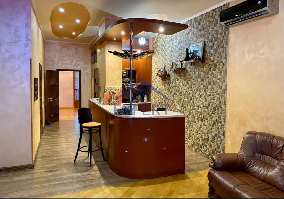 ԿԵՆՏՐՈՆ, ՀԵՐԱՑՈՒ , 2 ՍԵՆՅԱԿ