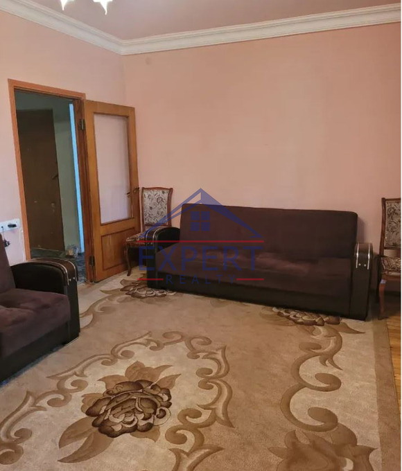 ԴԱՎԹԱՇԵՆ, ՏԻԳՐԱՆ ՊԵՏՐՈՍՅԱՆ ՓՈՂՈՑ, 3 ՍԵՆՅԱԿ