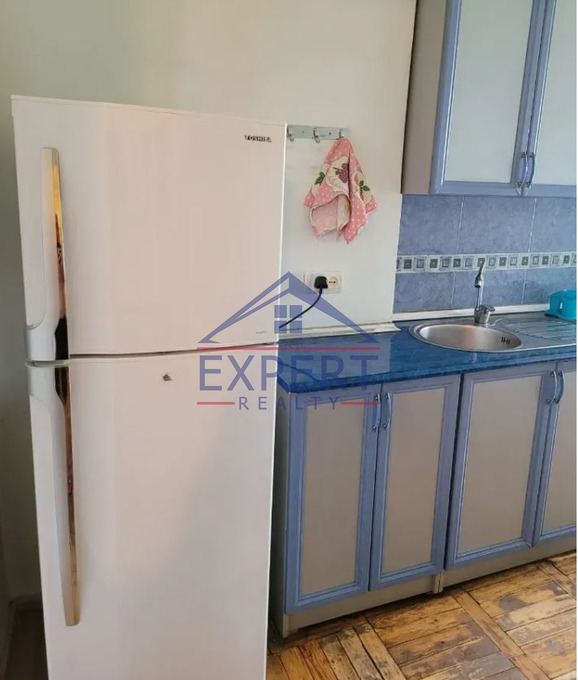 ԴԱՎԹԱՇԵՆ, ՏԻԳՐԱՆ ՊԵՏՐՈՍՅԱՆ ՓՈՂՈՑ, 3 ՍԵՆՅԱԿ