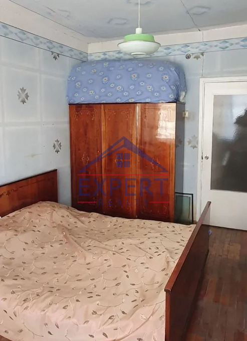 ՇԵՆԳԱՎԻԹ, ԲԱԳՐԱՏՈՒՆՅԱՑ ՓՈՂՈՑ, 3 ՍԵՆՅԱԿ
