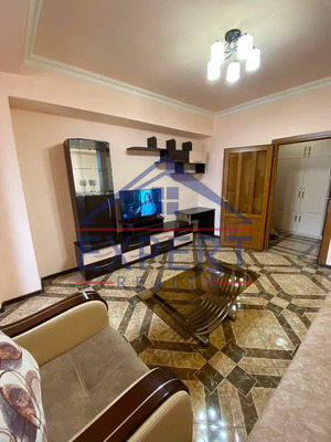 ԿԵՆՏՐՈՆ, ԽՈՐԵՆԱՑԻ ՓՈՂՈՑ, 3 ՍԵՆՅԱԿ