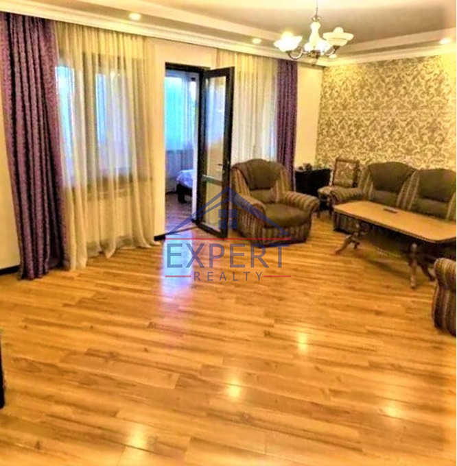 ԴԱՎԹԱՇԵՆ, ՏԻԳՐԱՆ ՊԵՏՐՈՍՅԱՆ ՓՈՂՈՑ, 3 ՍԵՆՅԱԿ