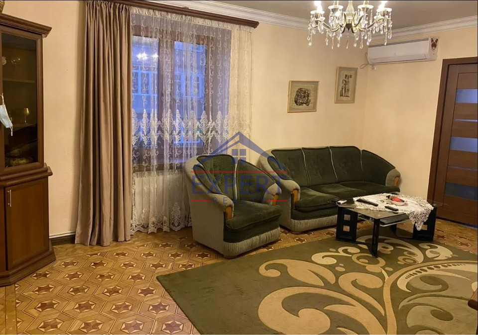 ԱՋԱՓՆՅԱԿ, ՀԱԼԱԲՅԱՆ ՓՈՂՈՑ, 3 ՍԵՆՅԱԿ