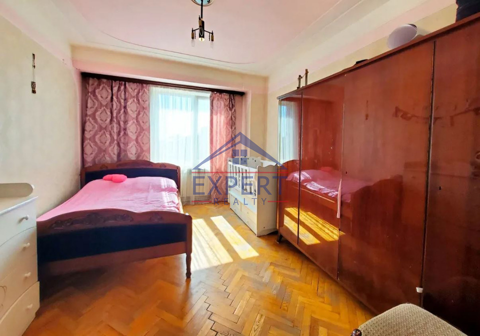 ՔԱՆԱՔԵՌ-ԶԵՅԹՈՒՆ, ՌՈՒԲԻՆՅԱՆՑ ՓՈՂՈՑ, 3 ՍԵՆՅԱԿ
