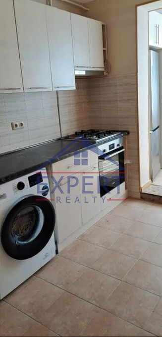 ԱՋԱՓՆՅԱԿ, ՄԱԶՄԱՆՅԱՆ ՓՈՂՈՑ, 3 ՍԵՆՅԱԿ