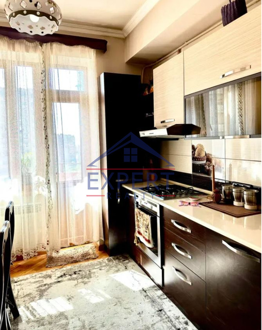 ԿԵՆՏՐՈՆ, ԱՐԳԻՇՏԻ ՓՈՂՈՑ, 2 ՍԵՆՅԱԿ