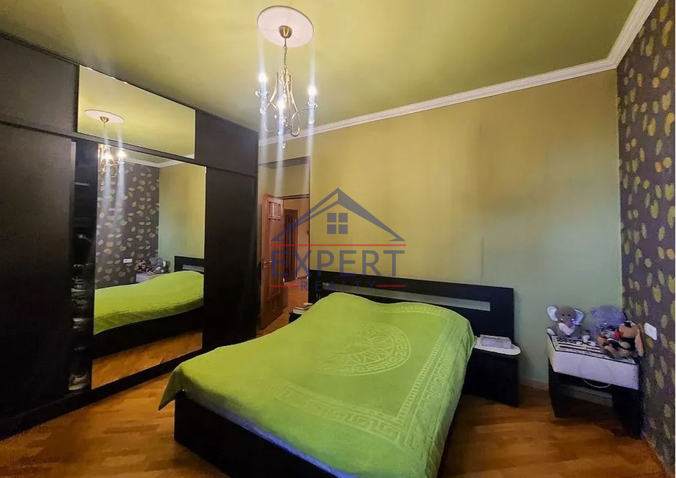 ԿԵՆՏՐՈՆ, ԱՐԳԻՇՏԻ ՓՈՂՈՑ, 2 ՍԵՆՅԱԿ