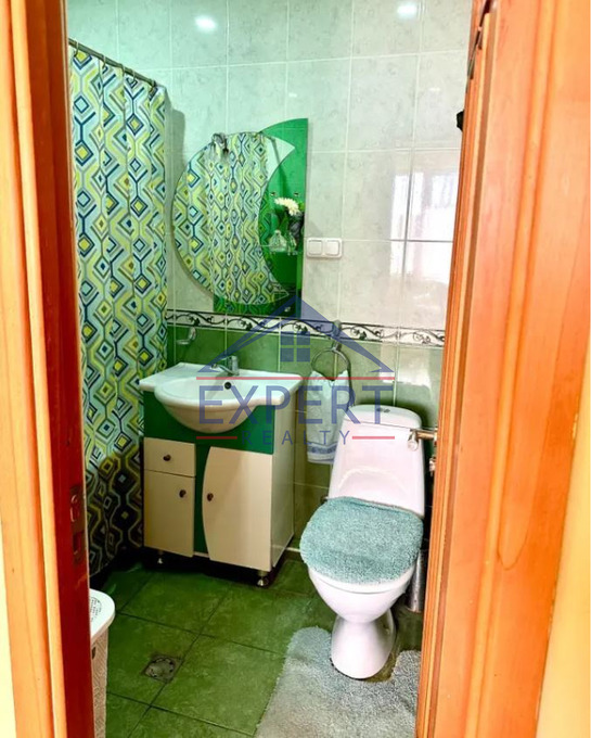 ԿԵՆՏՐՈՆ, ԱՐԳԻՇՏԻ ՓՈՂՈՑ, 2 ՍԵՆՅԱԿ