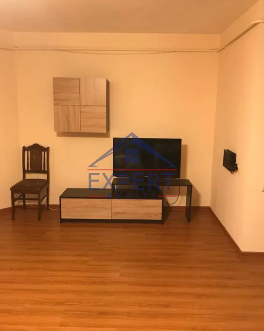 ԱՋԱՓՆՅԱԿ, ՆՈՐԱՇԵՆ ԹԱՂԱՄԱՍ, 2 ՍԵՆՅԱԿ