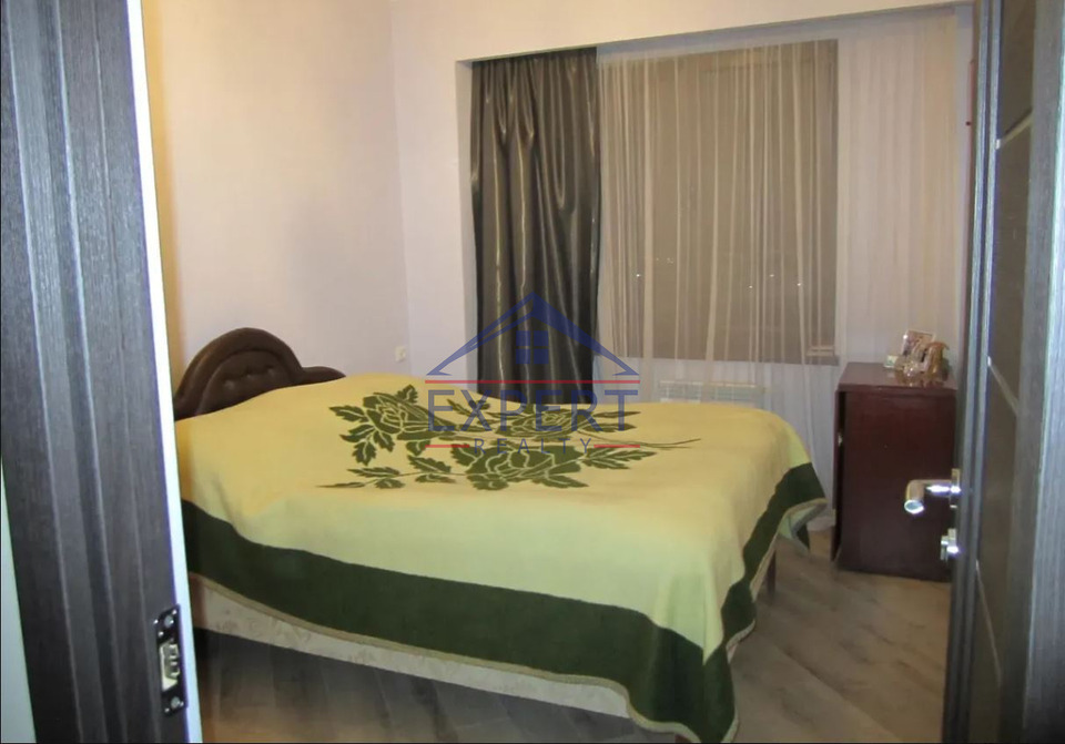 ՔԱՆԱՔԵՌ ԶԵՅԹՈՒՆ, ԶԱՔԱՐԻԱ ՍԱՐԿԱՎԱԳԻ ՓՈՂՈՑ, 3 ՍԵՆՅԱԿ