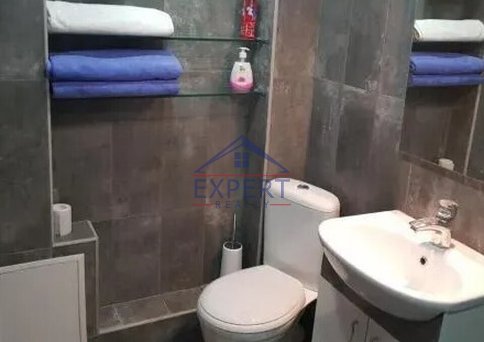 ԿԵՆՏՐՈՆ, ԶԱՔՅԱՆ ՓՈՂՈՑ, 3 ՍԵՆՅԱԿ