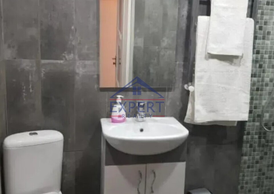 ԿԵՆՏՐՈՆ, ԶԱՔՅԱՆ ՓՈՂՈՑ, 3 ՍԵՆՅԱԿ