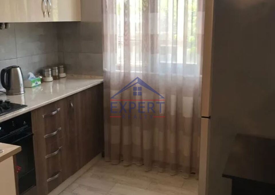 ԿԵՆՏՐՈՆ,ՉԱՐԵՆՑԻ ՓՈՂՈՑ 2 ՍԵՆՅԱԿ