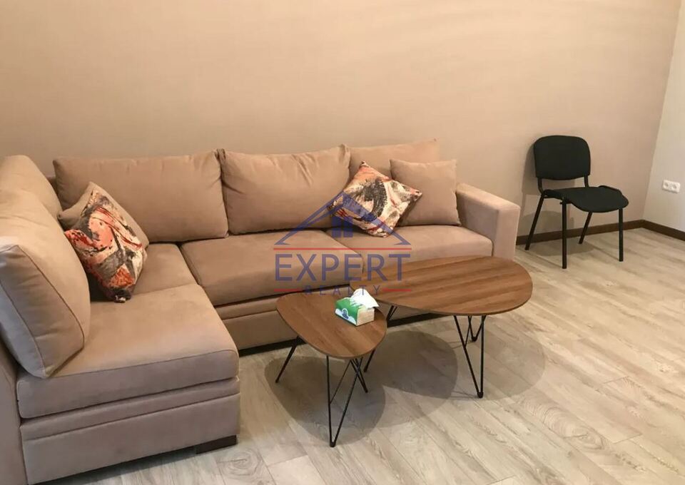 ԿԵՆՏՐՈՆ,ՉԱՐԵՆՑԻ ՓՈՂՈՑ 2 ՍԵՆՅԱԿ