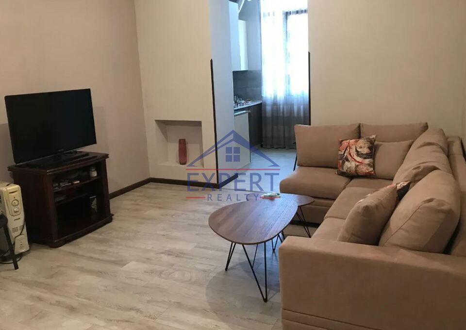 ԿԵՆՏՐՈՆ,ՉԱՐԵՆՑԻ ՓՈՂՈՑ 2 ՍԵՆՅԱԿ