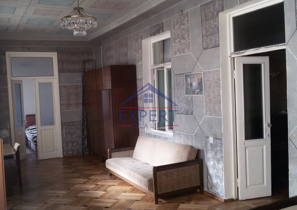 ԱՐԱԲԿԻՐ, ՇԱՀՍՈՒՎԱՐՅԱՆ ՓՈՂՈՑ, 6 ՍԵՆՅԱԿ