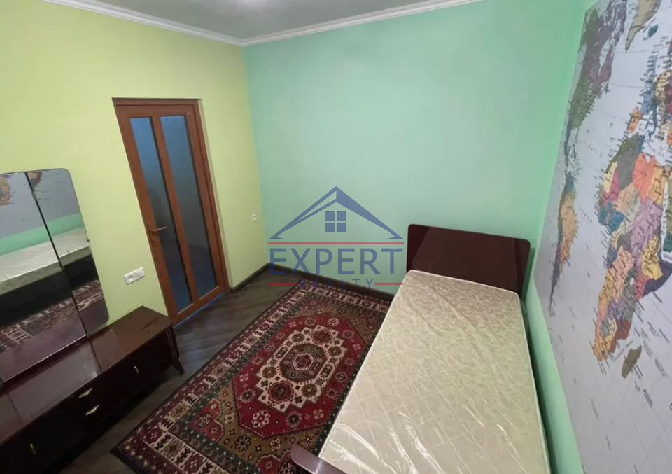 ԱՐԱԲԿԻՐ, ԱՎԵՏԻՍ ԱՀԱՐՈՆՅԱՆ ՓՈՂՈՑ, 3 ՍԵՆՅԱԿ
