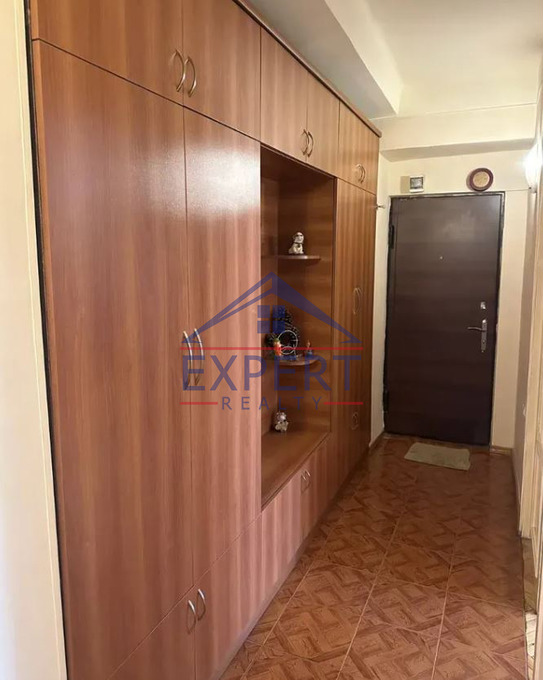 ԱՐԱԲԿԻՐ, ԱԶԱՏՈՒԹՅԱՆ ՓՈՂՈՑ, 3 ՍԵՆՅԱԿ
