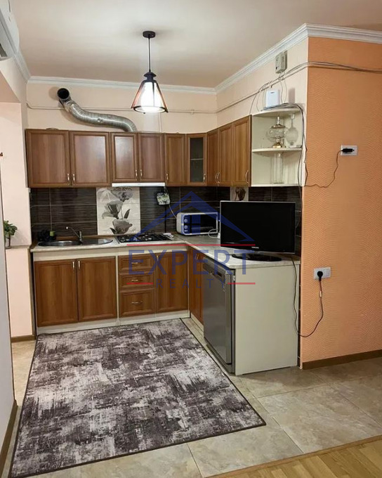 ԱՐԱԲԿԻՐ, ՎԱՂԱՐՇ ՎԱՂԱՐՇՅԱՆ ՓՈՂՈՑ, 2 ՍԵՆՅԱԿ