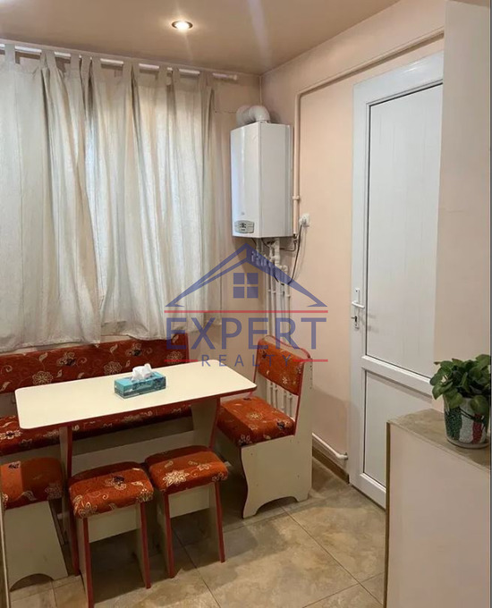 ԱՐԱԲԿԻՐ, ՎԱՂԱՐՇ ՎԱՂԱՐՇՅԱՆ ՓՈՂՈՑ, 2 ՍԵՆՅԱԿ
