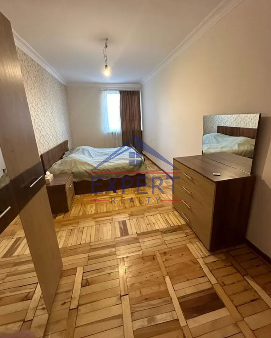 ԱՎԱՆ, ՍԱՅԱԹ ՆՈՎԱ ԹԱՂԱՄԱՍ, 2 ՍԵՆՅԱԿ